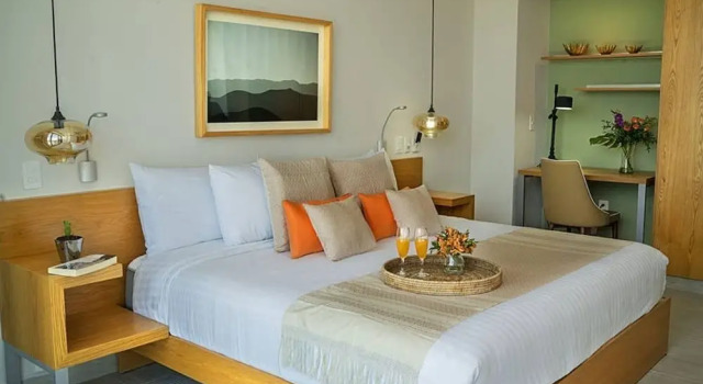 Апартаменты с 2 комнатами 2BR With Rooftop Pool in Great Location! A/c!