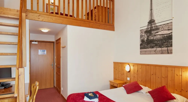 Chalet La Forêt, Забронировать Шале Виллы Овернь-Рона-Альпы, Вилла