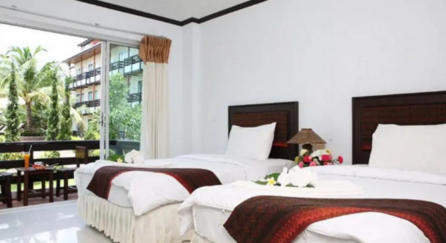 Номер Superior Nakhaburi Hotel & Resort