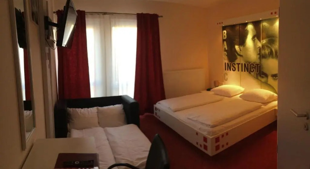 Номер Standard CineHotel Maroni