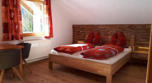 Апартаменты с 2 комнатами с балконом Lungau Apartment - Ferienwohnung Haus Esl
