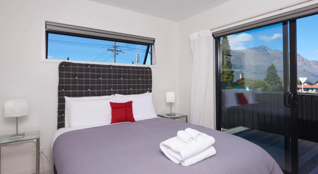 Central Spa Escape - Queenstown Apartment F2, Забронировать Апартаменты/квартира Куинстаун 