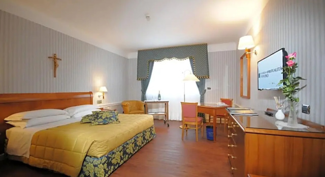 Номер Superior Hotel Centro di Spiritualità Padre Pio