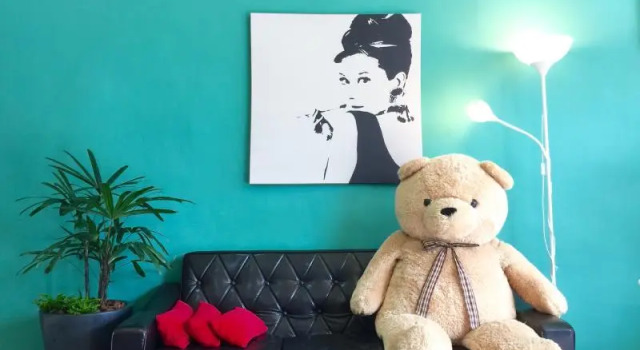 Кровать в общем номере Story Inn City