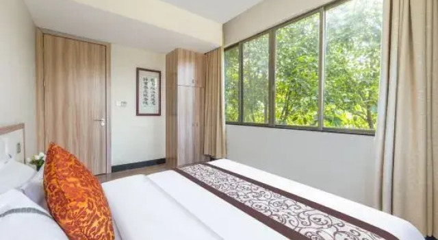 Люкс Deluxe с 2 комнатами Fengling Yazhu Hotel