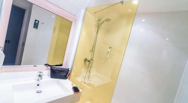 Двухместный номер Standard ibis Styles Honfleur Centre Historique