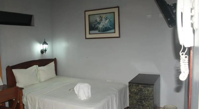 Hostal Ventura Isabel, Book Hotel Cheap Hotels in Loreto