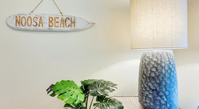 Коттедж Endless Summer Beach Retreat-pet friendly, walk to shops