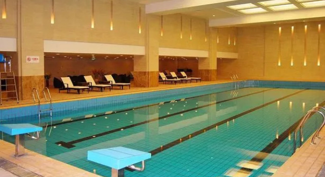 Super 8 Hotel Beijing You An M, Book Hotel Hoteller i Beijing Province med parkering, Parkering