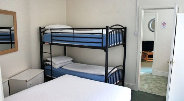 Апартаменты Цокольный этаж с 2 комнатами Sandpiper Holiday Apartments