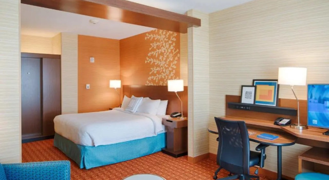 Люкс Fairfield Inn & Suites by Marriott Columbus Dublin