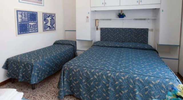 Семейный номер Standard с балконом и с частичным видом на море Hotel Sanremo