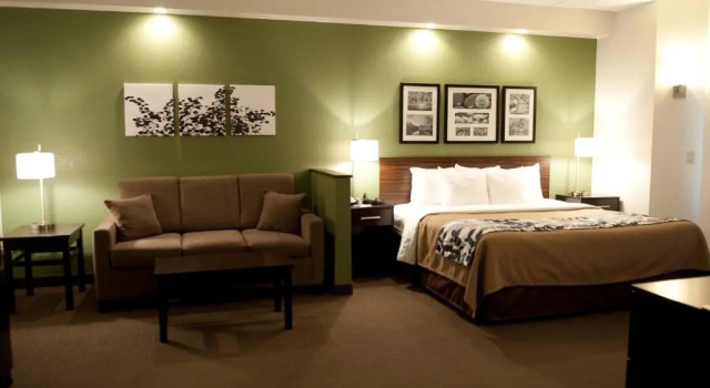 Люкс с красивым видом из окна Sleep Inn & Suites Buffalo Airport
