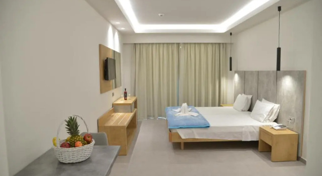 Студия Deluxe Emerald Hotel