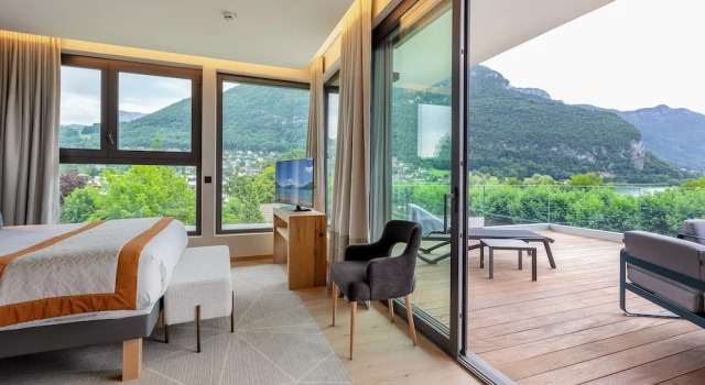 Номер Standard Пентхаус с балконом Rivage Hôtel & Spa Annecy
