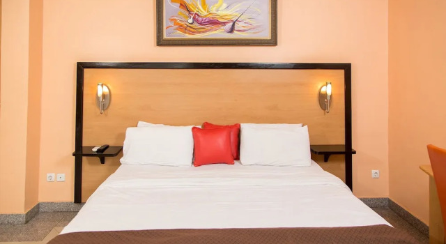 Люкс La Cour Hotels and Apartments Cooper