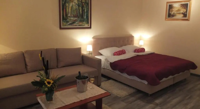 Country House Baranjski Tulipan, Rezervovat Hotel Hotely v Slavonia s parkováním, Parkování