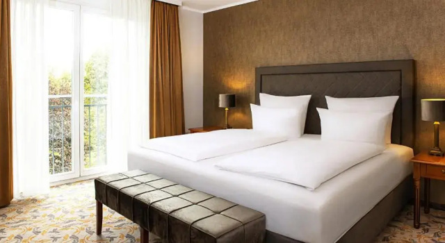 Полулюкс Deluxe Victors Residenz-Hotel Berlin Mitte
