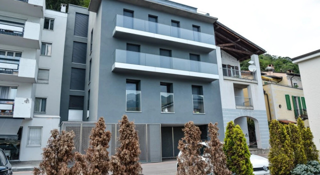 Lakeview Motta Penthouse in Melide, Забронировать Апартаменты/квартира Отели Лугано с парковкой, Парковка
