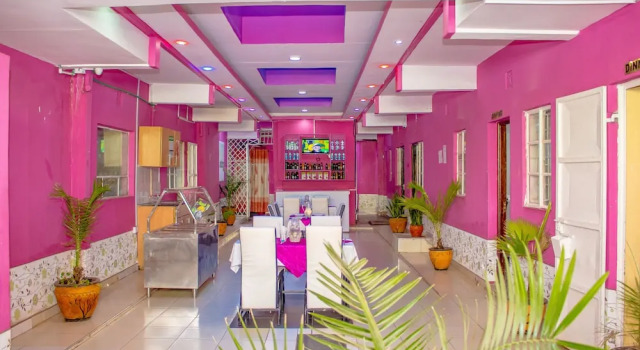 Railsend Hotel, Buchen Sie Hotel Nanyuki Laikipia
