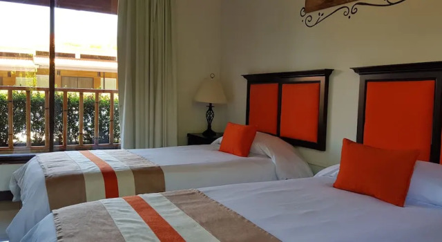 Трёхместный номер Standard Hotel Lapas Volando