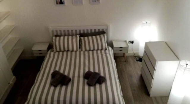 Charming Euston Apartments