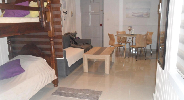 Apartment Ground Floor, FREE INTERNET, Varaa Huoneisto SPA-hotellit kohteessa Famagusta, SPA