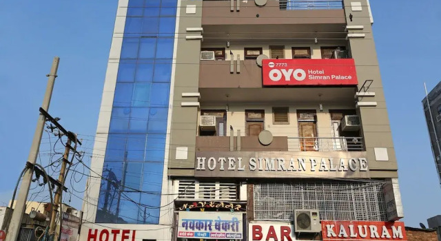 OYO 7773 Hotel Simran Palace