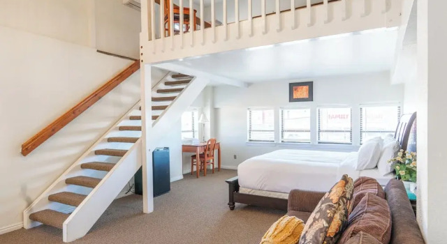 Номер Standard Road Creek Inn