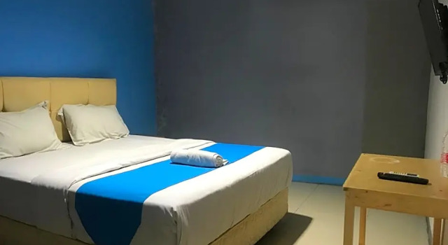 Номер Standard OYO 90436 Dewi Fortuna