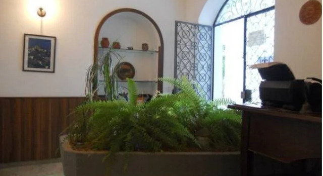 Residence Gnura Momma, Book Hotel Locri Calabria