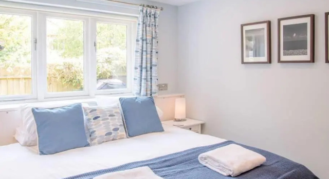 Коттедж с 4 комнатами Suilven Holiday Let