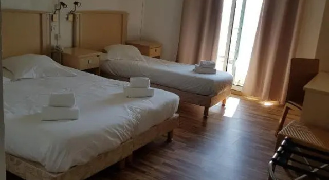 Номер Standard Hotel Ariana