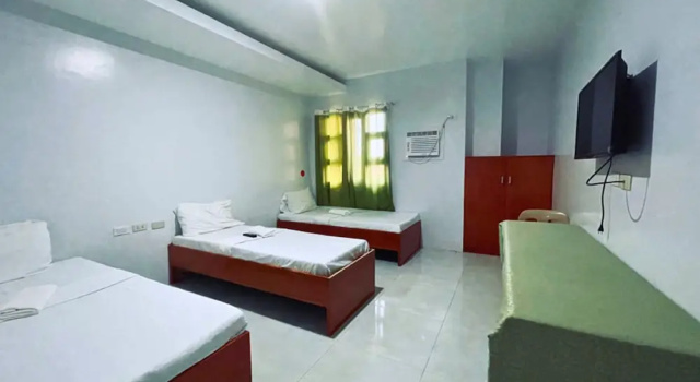 Трёхместный номер Standard A and A Bed and Breakfast Inn powered by Cocotel