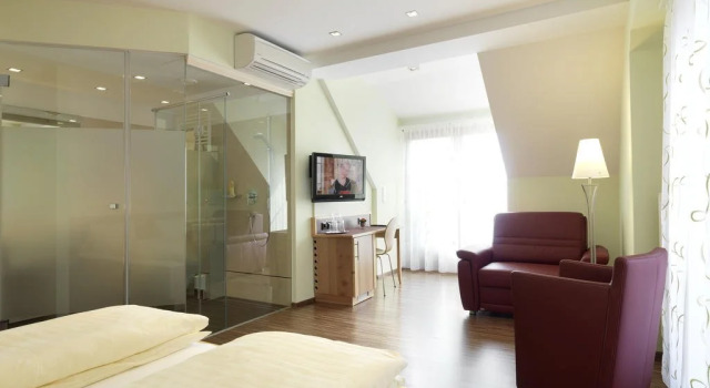 Weingut Skoff Original, Book Hotel Gamlitz Styrian Wine Road