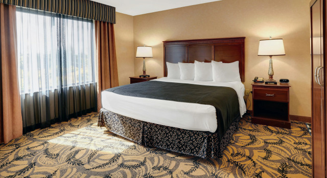 Grand Hotel at Bridgeport