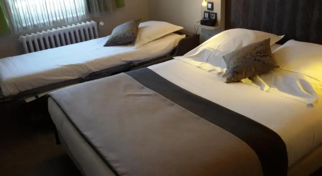 Трёхместный номер Standard Hôtel Albert Elisabeth Gare SNCF