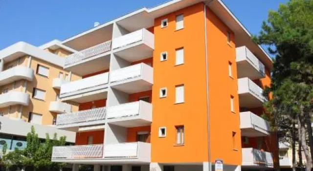 Condominio San Michele, Забронировать Отель Бибионе-Пинеда Венето, рядом с Долина Вальгранде