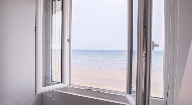 Апартаменты с видом на море Résidence La Plage dOr