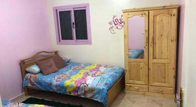 AC, Wi-Fi Shahrazad Beach Apartment-2, Boek Appartement Hotels in Alexandrië met parkeren, Parkeren