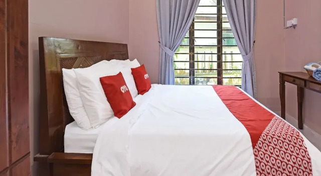 OYO Home 90448 Nurbayu Guest House, Prenota Affittacamere Kijal Terengganu