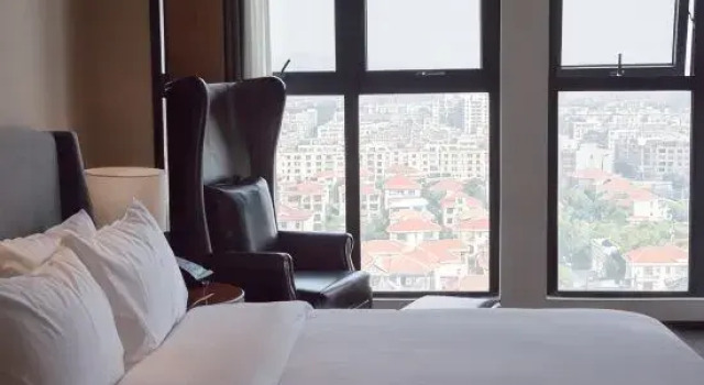 Люкс Executive KingStay Hotel