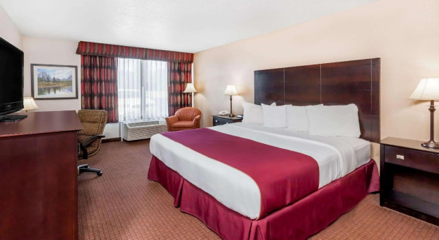 Двухместный номер Standard Quality Inn & Suites
