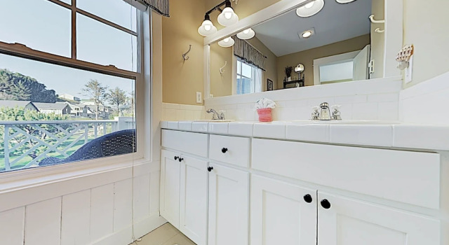 New Listing! Olivia Beach W/ Hot Tub 4 Bedroom Home