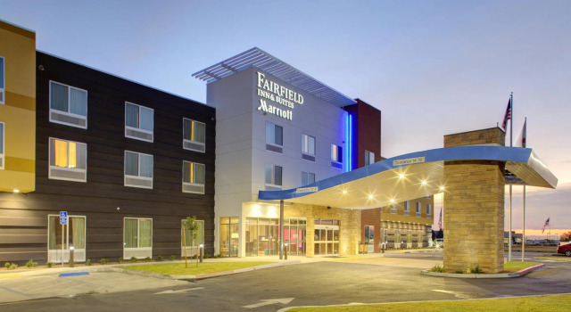 Четырёхместный номер Standard Fairfield Inn & Suites by Marriott Bakersfield North/Airport