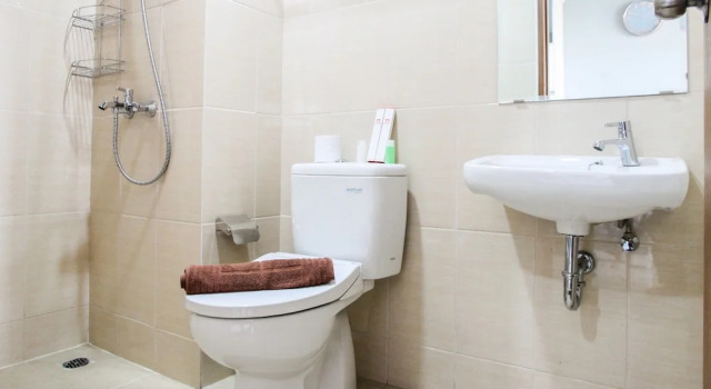 Modern and Cozy Studio Room @ Oasis Apartment, Prenota Appartamento Hotel a Cikarang con parcheggio, Parcheggio