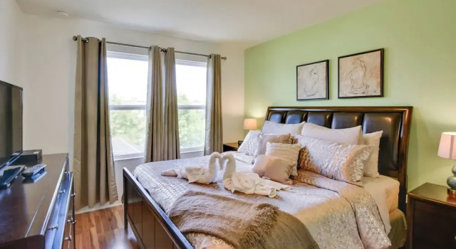 ~ 4 Mi to Disney: Compass Bay Resort Gem w/ Views, Varaa Lomakeskus Kissimmee Kissimmee