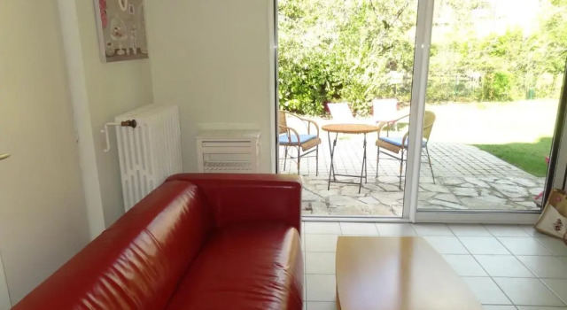 Gite Vierzon, 5 pièces, 11 personnes - FR-1-586-19