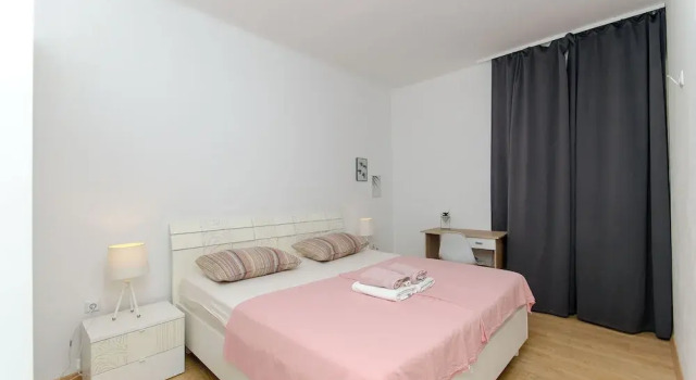 Apartment and Room Columbo