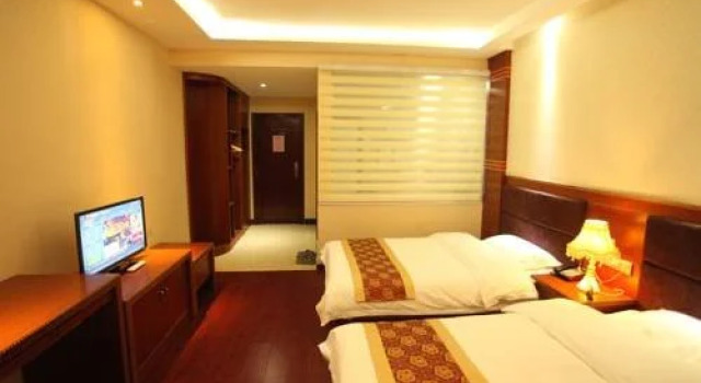 Fu Du Holiday Hotel, Забронировать Отель Лицзян Юньнань, рядом с Улица Сквер-стрит Древнего города Даянь